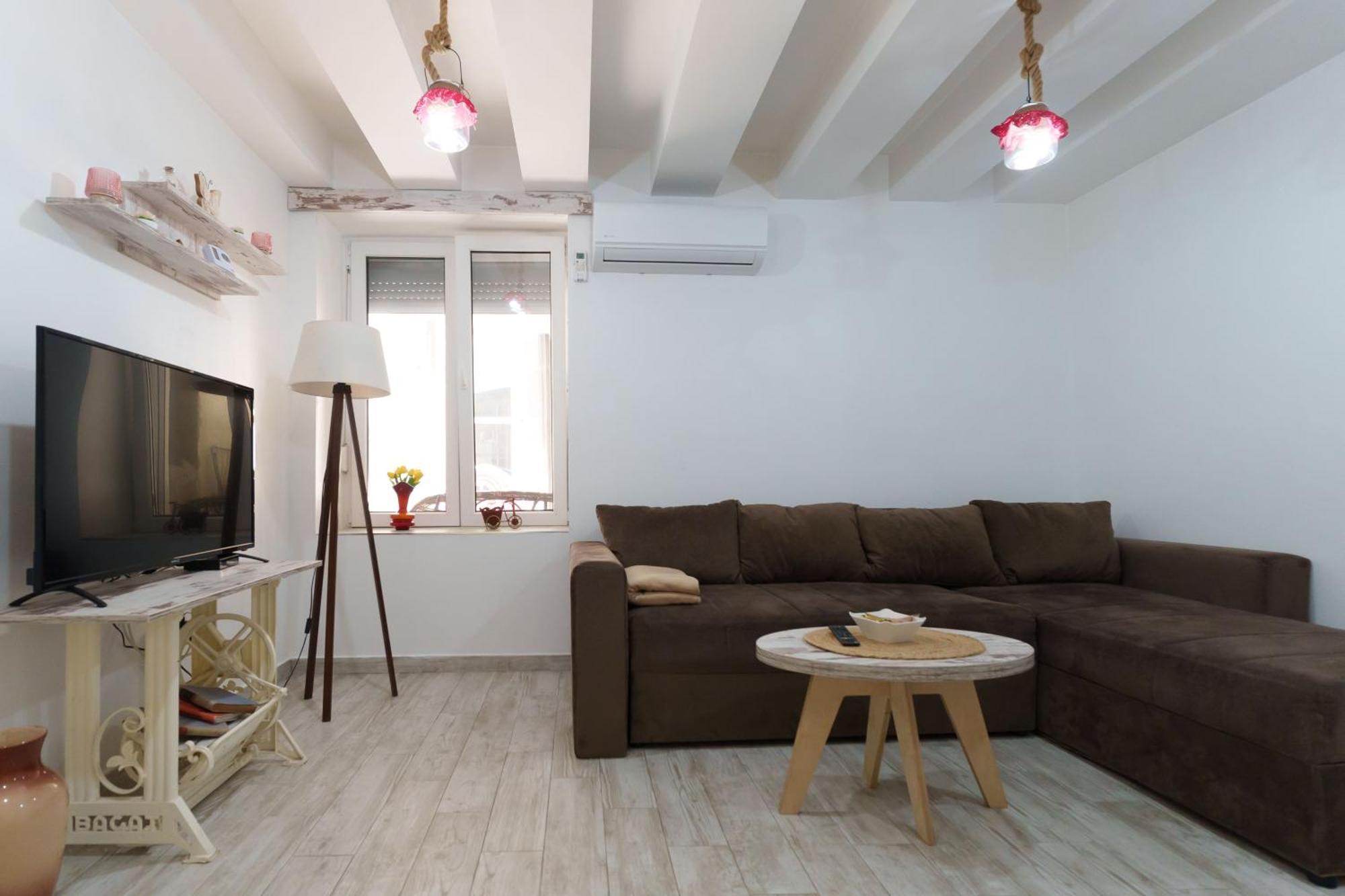 Lara Free Parking Skadarlija Appartement Belgrado Buitenkant foto