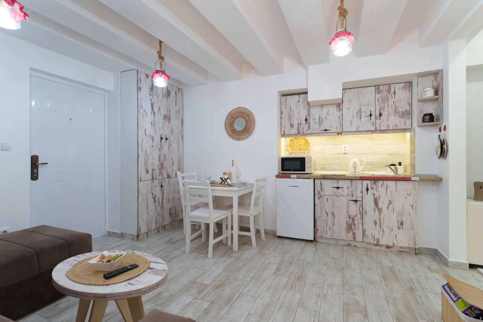Lara Free Parking Skadarlija Appartement Belgrado Buitenkant foto