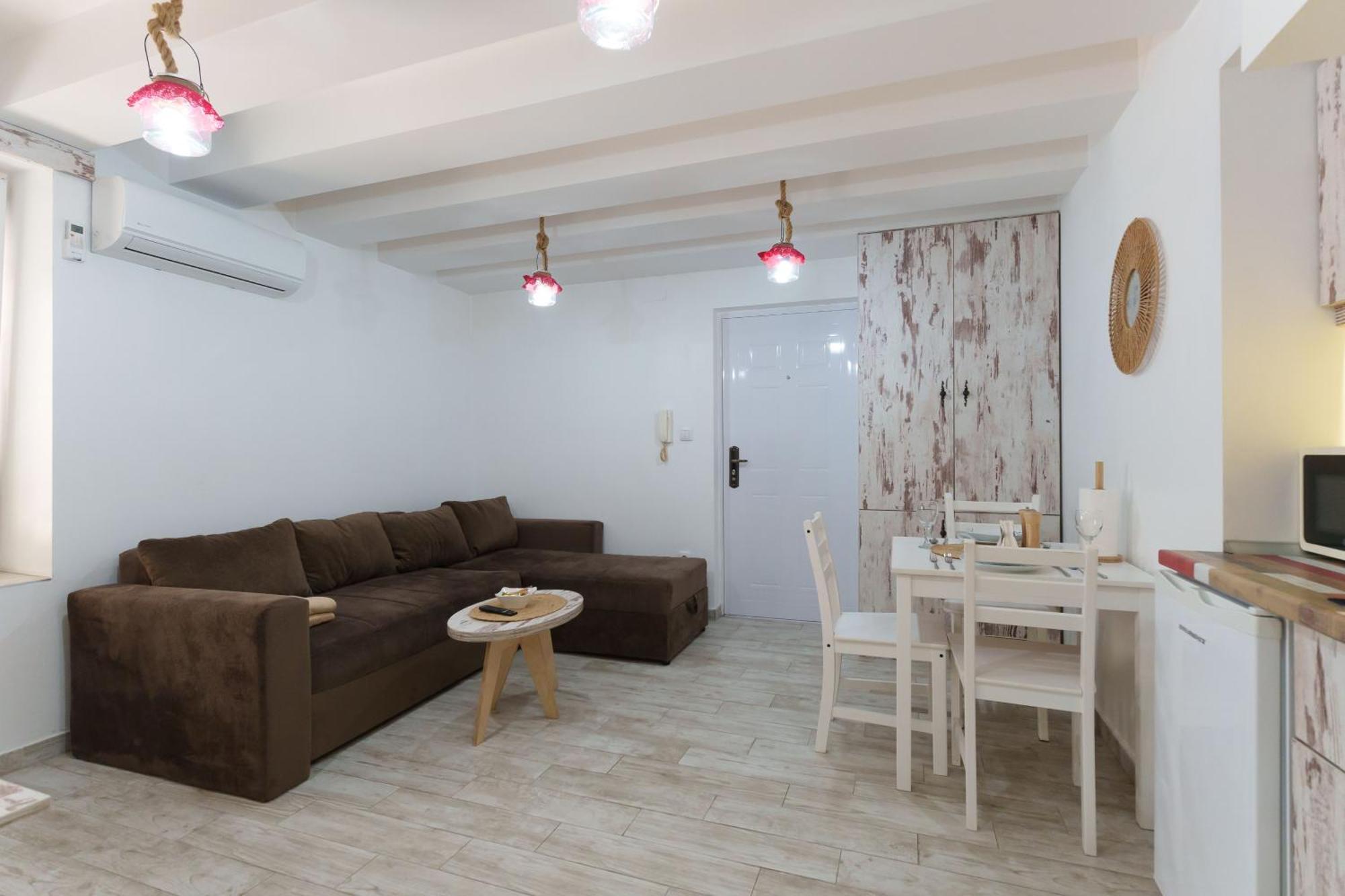 Lara Free Parking Skadarlija Appartement Belgrado Buitenkant foto